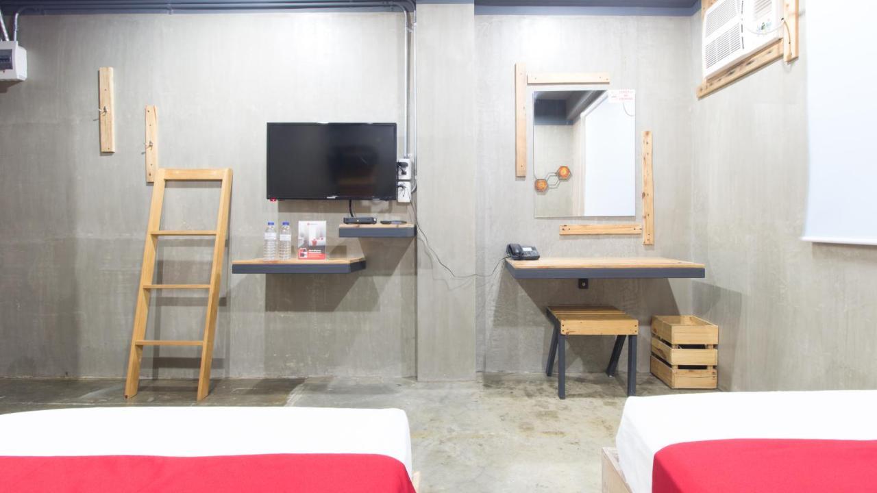 Reddoorz Plus @ Taft North Mandurriao Iloílo Exterior foto